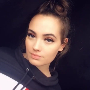 Video by hornythickitten published on May 3,2023 01:19:00 - BestThots