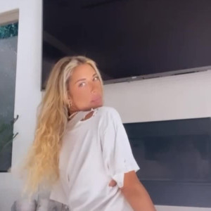 Video by sierraskyeprivate published on June 20,2023 19:16:00 - BestThots