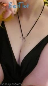 Video by jessi_jinxed published on January 17,2025 07:01:34 - BestThots