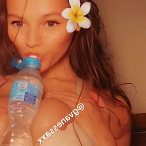 gvanessaxx #4179316
