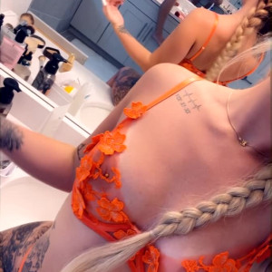 Video by brookeshowsxx published on January 3,2024 20:42:07 - BestThots