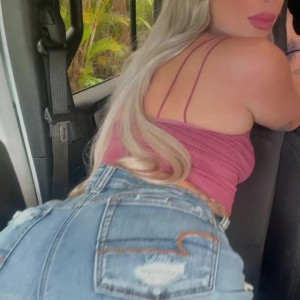 Video by brookeshowsxx published on January 3,2024 20:43:35 - BestThots