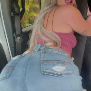 Video by brookeshowsxx published on January 3,2024 20:44:26 - BestThots