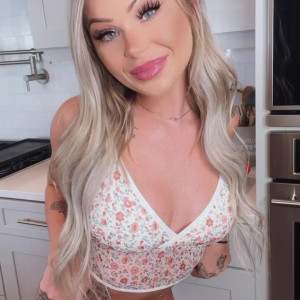 Video by brookeshowsxx published on January 3,2024 20:45:27 - BestThots