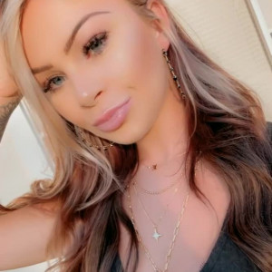 Video by brookeshowsxx published on January 3,2024 20:49:46 - BestThots