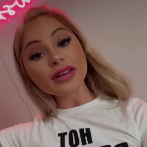 Video by brookeshowsxx published on January 3,2024 20:50:18 - BestThots