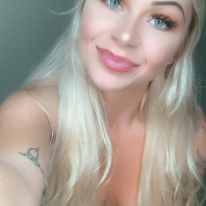 Video by brookeshowsxx published on January 3,2024 20:53:16 - BestThots