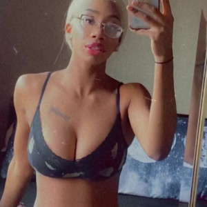 womanflo #3318448