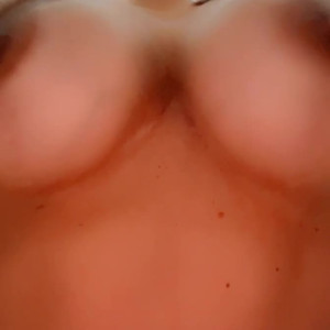 Video by baddiemi published on August 17,2023 18:13:30 - BestThots