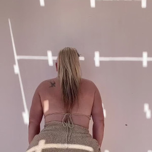 Video by baddiemi published on August 17,2023 17:27:49 - BestThots