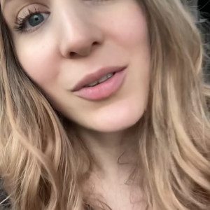 Video by chrissycantwalk published on May 9,2023 14:44:00 - BestThots