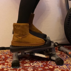 Video by chrissycantwalk published on March 30,2023 01:15:00 - BestThots