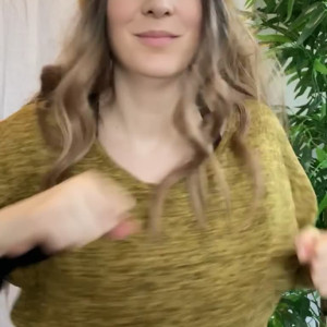 Video by chrissycantwalk published on May 16,2023 10:44:00 - BestThots