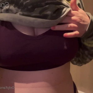 Video by spankmyassredd published on April 9,2023 14:29:00 - BestThots