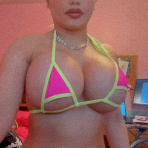 Video by barbiedollchloe published on March 23,2023 14:19:00 - BestThots