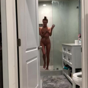 emmahixofficial #9078926