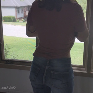 Video by chloe_mae published on June 2,2023 02:07:00 - BestThots