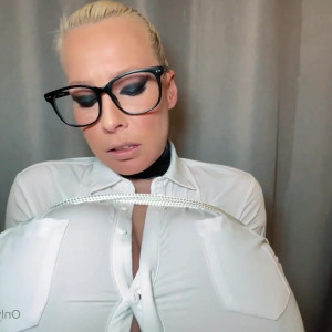 Video by thebustysasha published on March 2,2023 01:52:00 - BestThots
