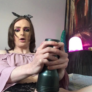 Video by itszoestarr published on March 6,2023 03:11:00 - BestThots