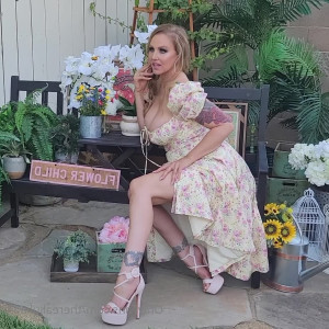 Video by therealjuliaann published on May 3,2023 10:35:00 - BestThots