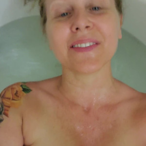 Video by therealjuliaann published on August 10,2023 07:53:00 - BestThots