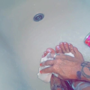 Video by jamieleepinkymummy published on August 5,2023 19:43:00 - BestThots