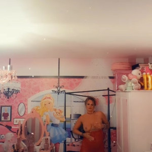 Video by jamieleepinkymummy published on April 2,2023 13:23:00 - BestThots