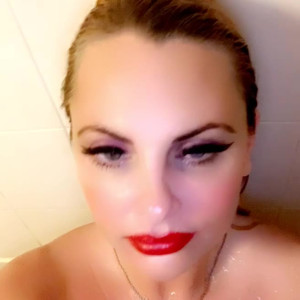 Video by jamieleepinkymummy published on June 20,2023 14:38:00 - BestThots