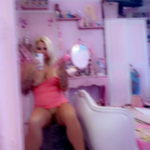 Video by jamieleepinkymummy published on July 30,2023 12:03:00 - BestThots