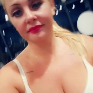 Video by jamieleepinkymummy published on May 22,2023 23:19:00 - BestThots