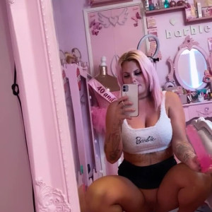 Video by jamieleepinkymummy published on May 24,2023 14:49:00 - BestThots