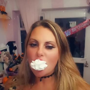 Video by jamieleepinkymummy published on July 9,2023 23:22:00 - BestThots