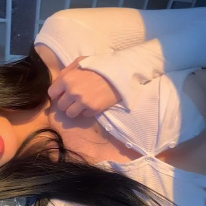 Video by valeriaaa_belen published on June 12,2023 14:55:00 - BestThots