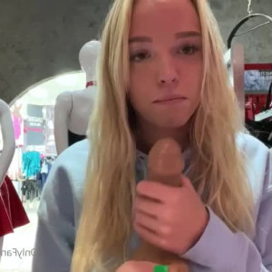 Video by sunshinesweeets published on April 30,2023 02:09:00 - BestThots
