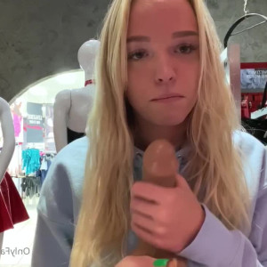 Video by sunshinesweeets published on March 7,2023 03:55:00 - BestThots