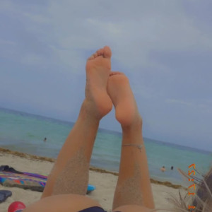 Video by eyecandytoes published on April 27,2023 11:38:00 - BestThots