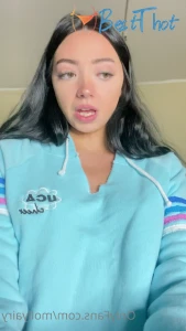 mollymoonnn #9707850