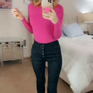 Video by khloeeluca published on August 17,2023 23:49:35 - BestThots