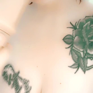 queenbeeautiful2021 #3327505