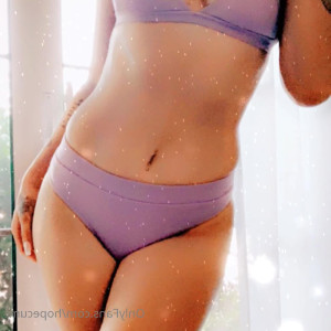 Video by hopecums published on March 1,2023 01:35:00 - BestThots