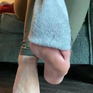Video by beautyandherfeetz published on March 31,2023 08:40:00 - BestThots