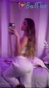 Video by glitterati published on January 21,2025 07:02:40 - BestThots