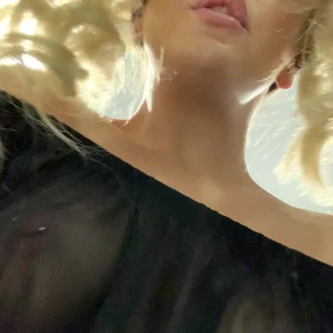 Video by freeexxxoticbabe published on June 10,2023 21:48:00 - BestThots