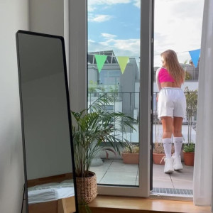 Video by freeexxxoticbabe published on May 16,2023 15:31:00 - BestThots