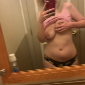 Video by xabbyrossx published on May 8,2023 03:30:00 - BestThots