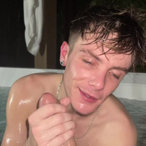 Video by callumandcole published on April 18,2023 18:52:00 - BestThots