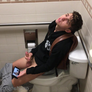 Video by rawr_itsben published on August 6,2023 07:20:00 - BestThots
