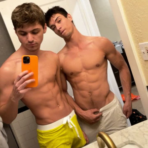 Video by rawr_itsben published on July 21,2023 19:34:00 - BestThots