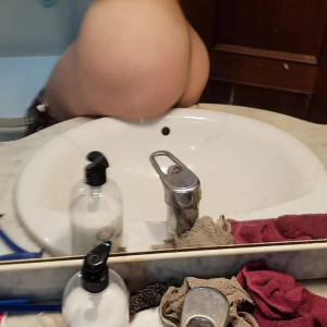Video by arsenichoe published on April 7,2023 20:06:00 - BestThots