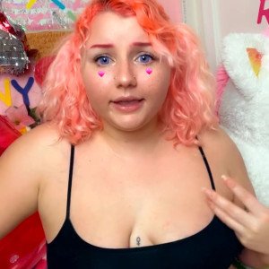 Video by chubbybunnyforever published on April 5,2023 15:19:00 - BestThots